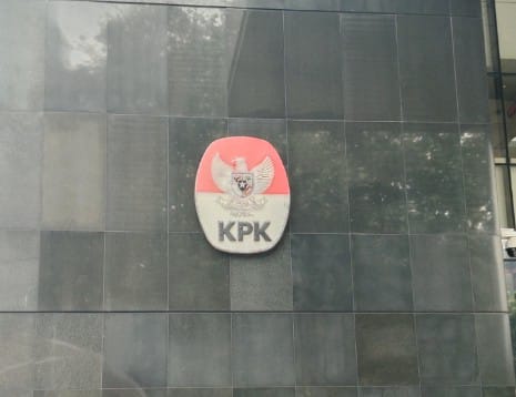 Logo KPK di Gedung Merah Putih. Foto: Dok ipol.id/Yudha Krastawan