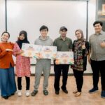 Peserta terbaik program RiseAble bersama dengan para mentor di House of Arsenia Tondano, Jakarta Selatan, beberapa waktu yang lalu. Foto: Telkom Indonesia