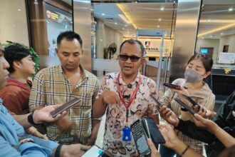 Ahmad Iskandar Tanjung kepada wartawan usai mendatangi Bareskrim Polri, Jakarta, Senin (22/12/2025).