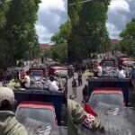 Ratusan truk pengangkut sampah memadati kawasan Kantor Gubernur Bali, Selasa (23/12/2025), dalam aksi unjuk rasa Forum Swakelola Sampah Bali menolak rencana penutupan TPA Suwung yang dinilai belum disertai solusi pengelolaan sampah pengganti. Foto: Tangkap layar IG @fakta.indo