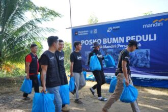 Bank Mandiri tidak hanya aktif menyalurkan bantuan kemanusiaan dan pendampingan kepada masyarakat, tetapi juga aktif berkolaborasi dengan regulator dalam pemberian perlakuan khusus kredit bagi debitur terdampak bencana. Foto: Bank Mandiri
