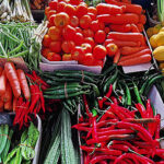 Ilustrasi, Harga cabai rawit merah mencapai Rp69.750 per kg dan telur ayam ras Rp33.000 per kg di tingkat pedagang eceran nasional. Foto: Istock @MD Shahjehan