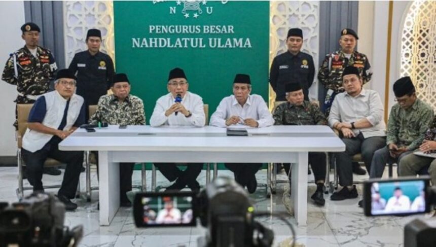 Gus Yahya saat konferensi pers di Gedung PBNU, Jakarta, Rabu (3/12/2025). Foto: NU Online