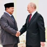 Presiden Prabowo Subianto bertemu dengan Presiden Vladimir Putin di Istana Kremlin, Moskow, Rusia pada Rabu (10/12/2025) Foto: BPMI Setpres