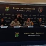 Polda Metro Jaya gelar konferensi pers terkait kasus penipuan WO Ayu Puspita Sejahtera. Foto: ipol.id