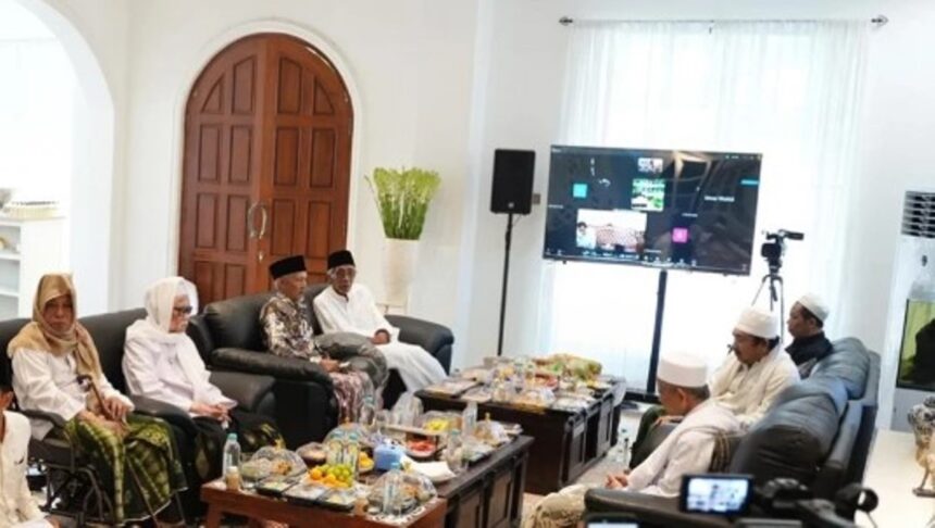 Forum Sesepuh Nahdlatul Ulama di Pondok Pesantren Al-Falah Ploso, Kediri, Jawa Timur, Minggu (30/11/2025). Foto: Ist