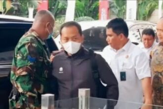 Jaksa Tri Taruna Fariadi saat tiba di Gedung Merah Putih KPK yang berlokasi di Kuningan, Jakarta Selatan. Foto: Puspenkum Kejaksaan Agung