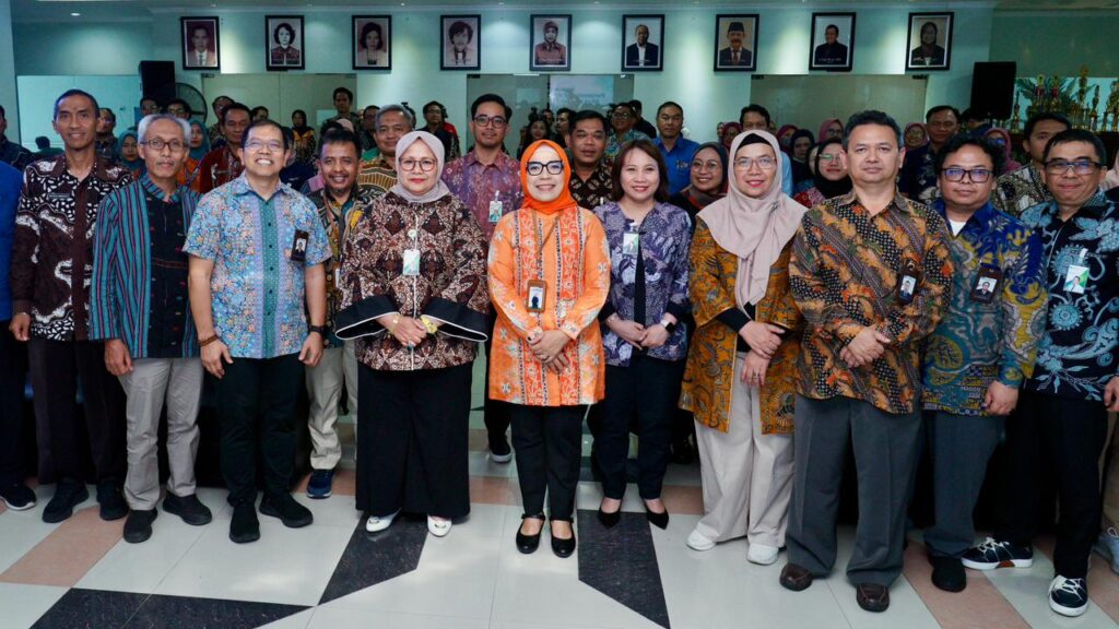 BPJS Ketenagakerjaan dan BPJS Kesehatan hari ini mengimplementasikan secara nasional penjaminan dugaan Kasus Kecelakaan Kerja (KK) dan Penyakit Akibat Kerja (PAK) melalui integrasi sistem pada Aplikasi e-PLKK. (dok. BPJS Ketenagakerjaan)