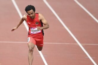 Sprinter kebanggaan Indonesia, Lalu Muhammad Zohri, kembali menunjukkan kelasnya di pentas Asia Tenggara dengan meraih medali perak pada nomor lari 100 meter putra SEA Games Thailand 2025