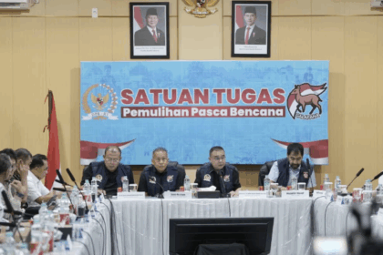 Rapat koordinasi Satgas Pemulihan Pascabencana Sumatera yang dipimpin Wakil Ketua DPR RI Sufmi Dasco Ahmad di Aceh. Foto : Ist