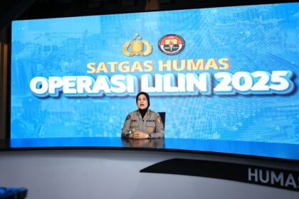 Juru Bicara Operasi Lilin 2025, Kombes Pol Umi Fadilah Astutik menyampaikan informasi perkembangan hari kedua pelaksanaan Operasi Lilin 2025 dalam giat taping di Ruang Mini Konferensi Pers Biro Penmas Mabes Polri, Senin (22/12/2025). Foto: Ist
