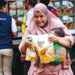 ilustrasi warga Jakarta membeli sembako murah dari program Pemprov.(foto istimewa)