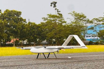 Peneliti BRIN melakukan pengujian terhadap sejumlah pesawat tanpa awak ciptaannya.