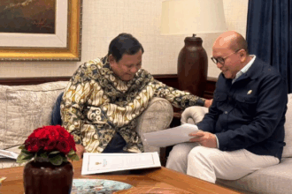 CEO Danantara Rosan Roeslani saat lapor kepada Presiden Prabowo ke Jln Kertanegara. Foto : Ist