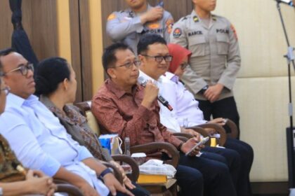 Wakil Ketua Dewan Pers, Totok Suryanto, saat menghadiri rilis akhir tahun kinerja Polri di Gedung Utama Mabes Polri, Jakarta Selatan, Selasa (30/12/2025). Foto: Ist