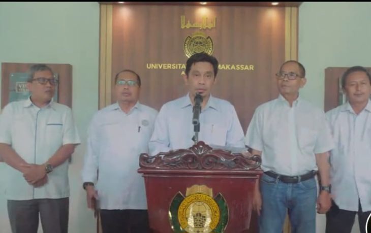 Universitas Islam Makassar resmi memberhentikan dosen berinisial AS setelah dinilai melanggar kode etik dan nilai kemanusiaan. Foto: Tangkap layar IG @ui_makkasar