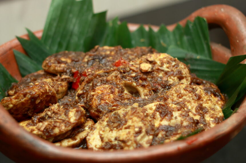 Swiss-Belresidences Kalibata Jakarta meluncurkan program berbuka puasa bertema “Kampoeng Ramadan”, sebuah pengalaman kuliner yang mengangkat kelezatan sajian tradisional Indonesia dalam suasana kekeluargaan.