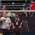 Atlet para bulutangkis putri Leani Ratri Oktila.