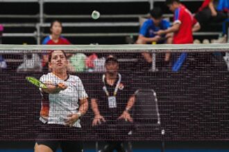 Atlet para bulutangkis putri Leani Ratri Oktila.