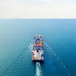 Ilustrasi geopolitical volatility dan perubahan kebijakan di berbagai negara, rantai pasok (supply chain) yang semakin terdiversifikasi dan tidak bergantung pada satu wilayah, dan negara berkembang menjadi pasar pertumbuhan baru perdagangan internasional. Foto: Dok LPEI