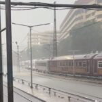 Kondisi jalur rel yang terendam banjir. Foto: Tangkap layar TikTok @alsakighazali.