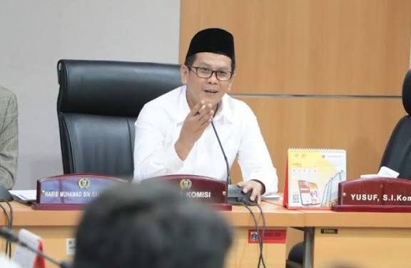 Sekretaris Fraksi PKB, Yusuf saat rapat Komisi D.(Foto istimewa)