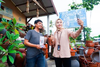 Selain menyediakan akses layanan keuangan, BRI juga secara konsisten mendorong UMKM agar bisa bertumbuh secara kolektif dalam ekosistem usaha yang berdaya saing dan berkelanjutan. Foto: Dok BRI