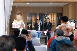 TOSTEM Indonesia menghadirkan pengalaman baru untuk pasar Jakarta Timur dan sekitarnya melalui pembukaan TOSTEM Studio JGC (Jakarta Garden City).