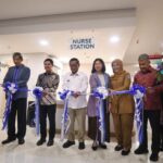 Gubernur DKI Jakarta, Pramono Anung saat melakukan peresmian RS di Jakarta.(foto istimewa)