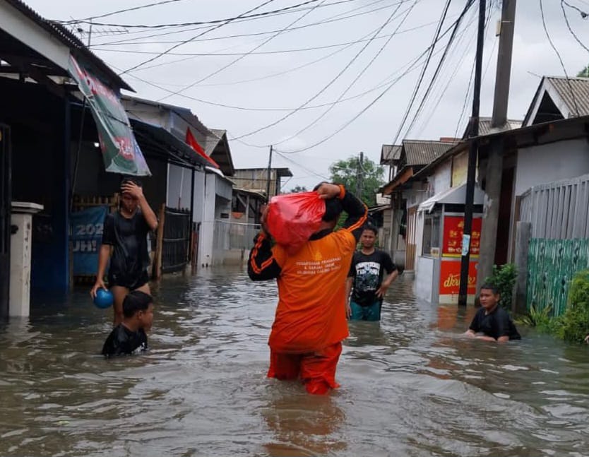 Kondisi pemukiman warga di RW 07, Kelurahan Cakung Barat, Kecamatan Cakung, Jakarta Timur, kerap kali dilanda banjir ketika hujan dengan intensitas tinggi mengguyur wilayah itu belum lama ini. Foto: Ist