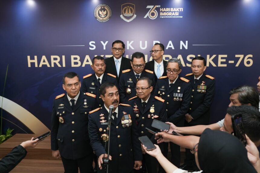 Menteri Imigrasi dan Pemasyarakatan (Imipas), Agus Andrianto dan jajaran di Kampus Politeknik Pengayoman Kota Tangerang, Senin (26/01/2026). Foto: Ist