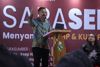 Jaksa Agung Muda Pidana Umum (Jampidum) Kejaksaan Agung (Kejagung), Asep Nana Mulyana, dalam Seminar dan Sarasehan Nasional bertajuk “Menyambut KUHP dan KUHAP Baru” yang diselenggarakan di Universitas Katolik Indonesia (Unika) Atma Jaya, Jakarta, Jumat (30/1/2026). Foto: Puspenkum Kejaksaan Agung