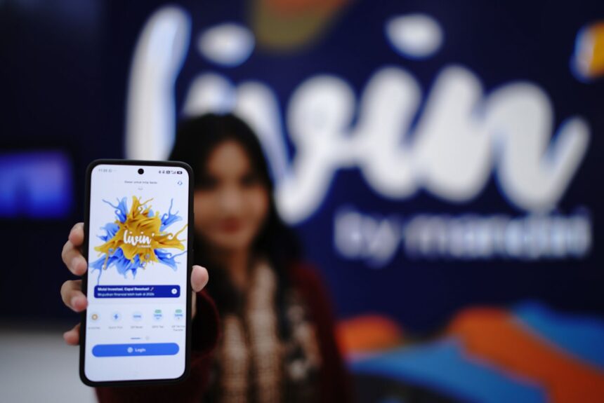 Livin’ by Mandiri semakin memantapkan perannya sebagai solusi finansial digital yang memudahkan langkah maju nasabah, sekaligus menjadi penggerak utama akselerasi digital perbankan Bank Mandiri. Foto: Dok Bank Mandiri