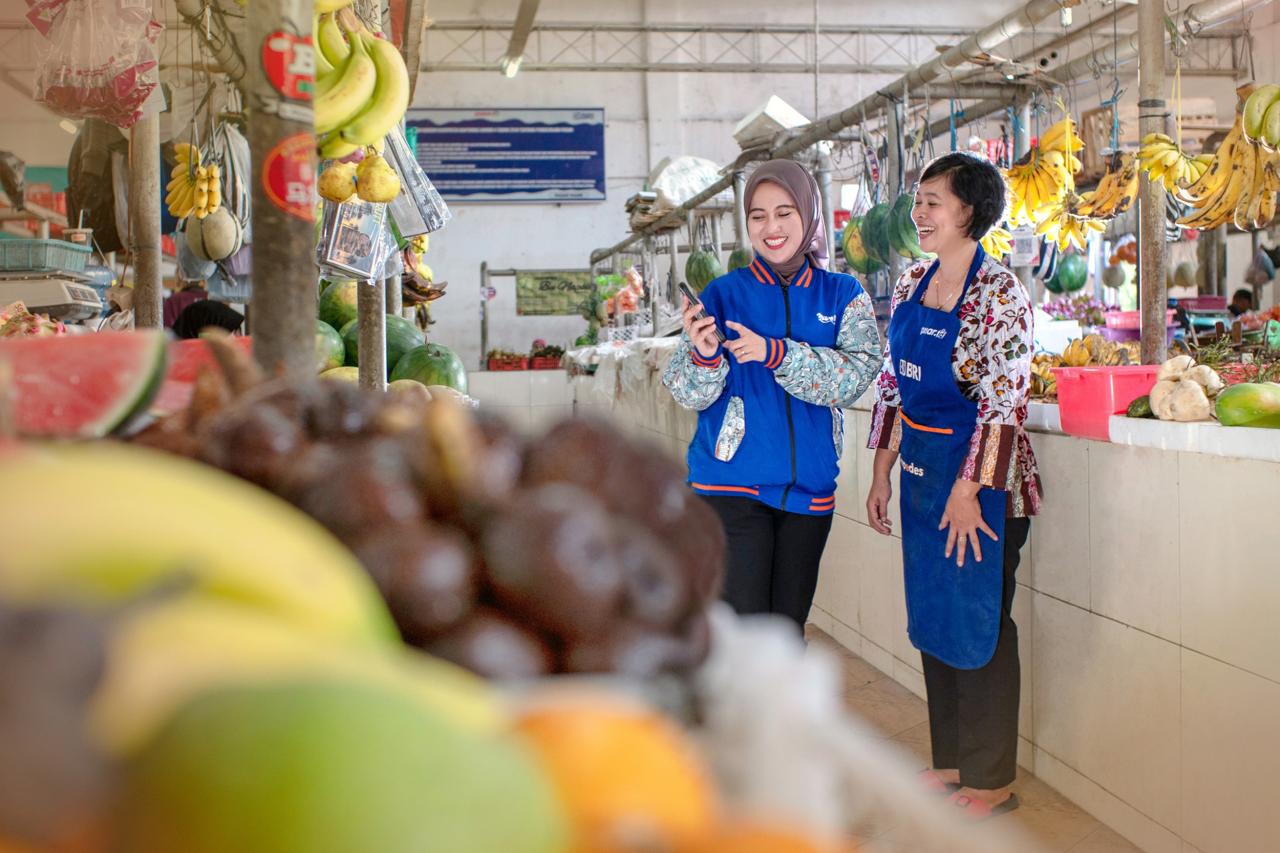 Sepanjang tahun 2025, BRI berhasil menyalurkan KUR sebesar Rp178,08 triliun kepada 3,8 juta debitur. Foto: Dok BRI
