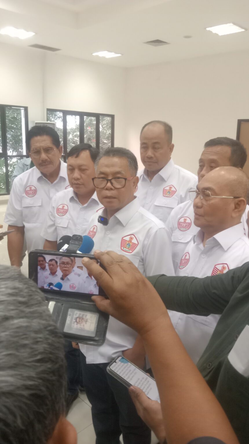 Setelah melakukan proses verifikasi akhirnya Tim Penjaringan dan Penyaringan (TPP) KONI DKI Jakarta menetapkan Prof. Dr. Hidayat Humaid, M.Pd sebagai calon ketua umum KONI DKI Jakarta.foto/ipol