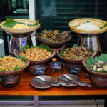 Swiss-Belresidences Kalibata Jakarta meluncurkan program berbuka puasa bertema “Kampoeng Ramadan”, sebuah pengalaman kuliner yang mengangkat kelezatan sajian tradisional Indonesia dalam suasana kekeluargaan.