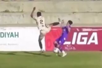 Aksi brutal dalam laga UAD FC vs KAFI. Foto: Tangkapan layar video viral