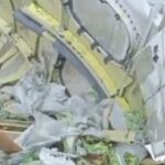 Serpihan badan Pesawat ATR 42-500 ditemukan di puncak Bukit Bulusarung, Kabupaten Maros, Sulawesi Selatan, Minggu (18/1/2026). Foto: Ist