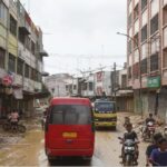 Mobilitas warga perlahan-lahan sudah mulai aktif kembali di wilayah Kecamatan Karang Baru, Kabupaten Aceh Tamiang, Provinsi Aceh Foto: Bidang Komunikasi Kebencanaan BNPB