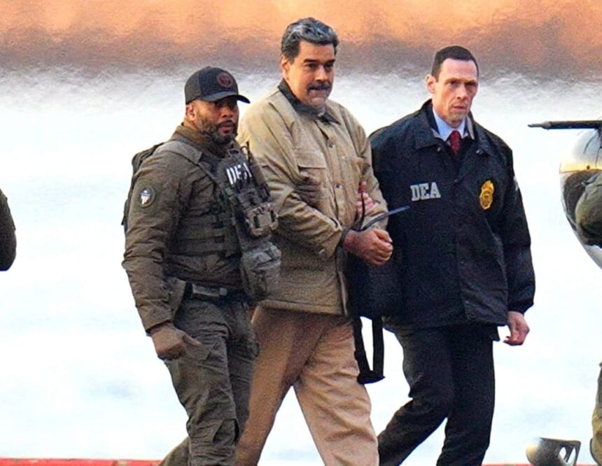 Nicolas Maduro saat tertangkap dan tiba di AS. Foto: X @TheOnion