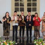 Holiday Inn & Suites Jakarta Gajah Mada raih Jakarta Leading 4 Star Hotel pada ajang Jakarta Tourism Awards 2025. (istimewa).