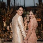 El Rumi melamar Syifa Hadju. Foto: Instagram @syifahadju