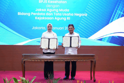 IPOL.ID - BPJS Kesehatan menjalin kerja sama dengan Jaksa Agung Muda Bidang Perdata dan Tata Usaha Negara (Jamdatun) Kejaksaan Agung Republik Indonesia sebagai langkah strategis memperkuat penanganan masalah hukum di bidang perdata dan tata usaha negara. (dok. BPJS Kesehatan).