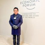 Direktur Utama BRI Hery Gunardi dalam forum Indonesia Pavilion melalui panel Capital for Sustainability: Unlocking Sustainable Finance and Growth in Emerging Markets World Economic Forum (WEF) Davos 2026, Selasa (20/1/2026). Foto: Dok BRI