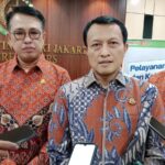 Jaksa Agung Muda Pengawasan (Jamwas), Rudi Margono (tengah). Foto: Yudha Krastawan