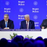 Presiden Prabowo Subianto saat menandatangi Board of Peace (BoP) Charter yang diinisiasi oleh Presiden Amerika Serikat Donald Trump.