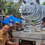 Macan Putih di Balongjeruk, Kediri. Foto: TikTok @kang.trias