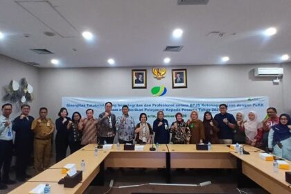 OMPAK: Kegiatan bersama antara BPJS Ketenagakerjaan Grogol dengan mitra Pusat Layanan Kecelakaan Kerja (PLKK). (foto BPJS Ketenagakerjaan)