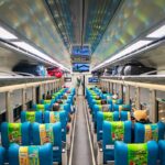 Ilustrasi, Interior gerbong kereta eksekutif Lodaya terlihat nyaman dan cukup mewah. Foto: Istcok @Sony Herdiana