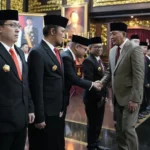 Menhan Sjafrie Samsoeddin saat melantik 12 Anggota Dewan Pertahanan Nasional. Foto : Ist